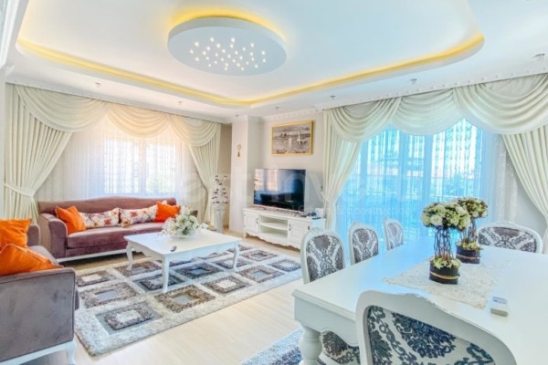 Alanya Center 3+1 Apartment: Comfortable Living Close to the Sea