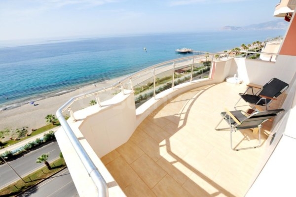 Magnificent Sea View 2+1 Apartment in Mahmutlar Neighborhood of Alanya