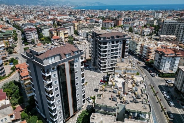 3+1 Furnished Apartment for Sale in Alanya Center with City View