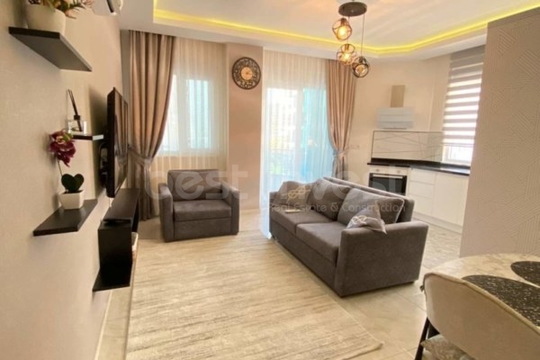 Furnished 1+1 Apartment for Sale in an Advantageous Location in Alanya Mahmutlar