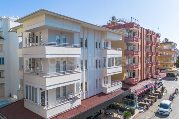 Alanya Kleopatra'da Eşyalı Satılık 1+1 Daire