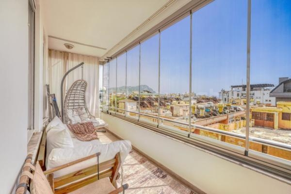 Furnished 1+1 Apartment with Sea View in Alanya Center