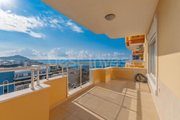 Apartament 2+1 z widokiem na morze na sprzedaż w Alanya Mahmutlar