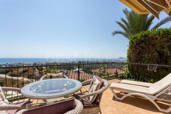 Kargıcak Gold City: Detached, Fully Furnished 4+1 Luxury Duplex Villa with Garden