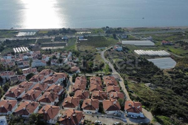 ALANYA DEMİRTAŞ’TA SATILIK EŞYALI 2+1 VİLLA – POLATKENT SİTESİ