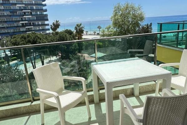 1-Bedroom Apartment for Sale in Alanya Mahmutlar – Luxury Living Right on the Beach